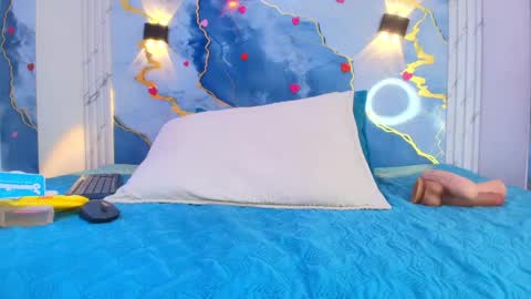 crystal online show from April 27, 7:22 pm