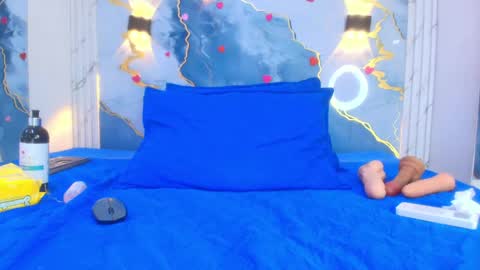 crystal online show from May 7, 8:01 pm
