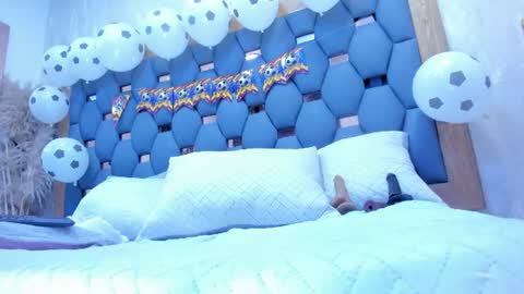 crystal_sm online show from June 27, 12:22 pm