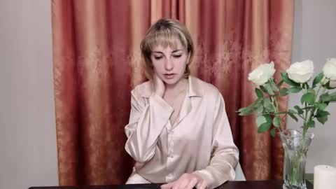 Mary online show from May 30, 8:49 pm