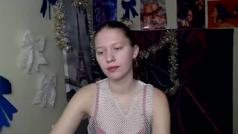 Stella online show from December 16, 8:09 am