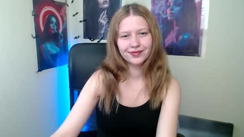 Stella online show from May 3, 12:08 pm