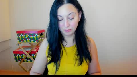 HELEN online show from July 22, 2:40 pm
