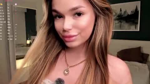 Silvia online show from August 2, 10:07 am
