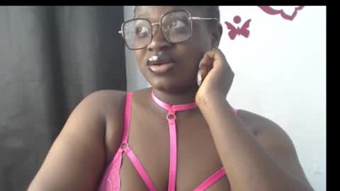 Coco sweet online show from January 15, 2:28 am