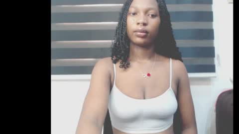 cumebony_petit online show from May 3, 1:25 pm