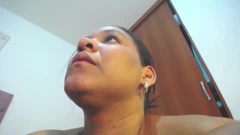 Snapshot of cummingurl chatting on January 8, 5:59 am Paulina online show from January 8, 5:59 am