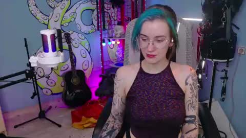 CUMpotikEve online show from June 14, 6:03 am