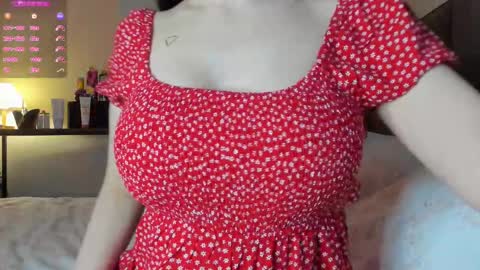 Diana           face in private  online show from February 18, 1:54 am