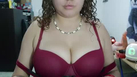 Vannesa online show from June 17, 11:50 pm
