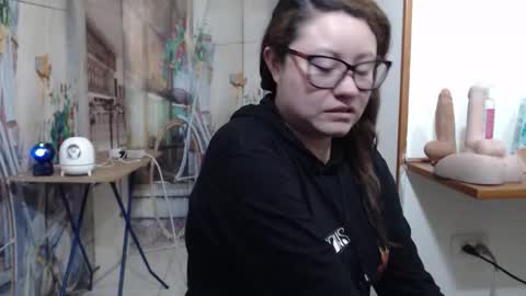 Vannesa online show from February 16, 8:30 pm