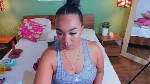 Danna online show from June 15, 6:52 pm
