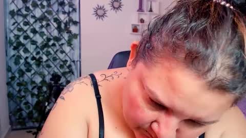 EMA online show from December 21, 6:22 pm