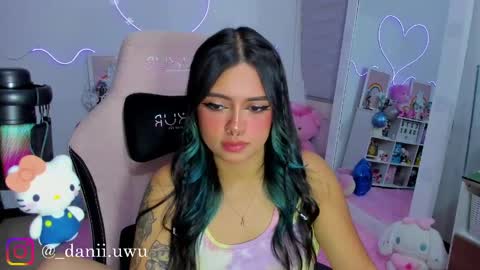 Dani  online show from May 3, 5:38 pm