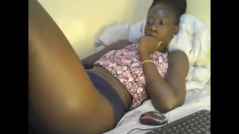 Snapshot of cute_doria chatting on January 25, 1:21 am cute_doria online show from January 25, 1:21 am