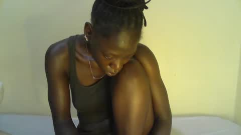 Snapshot of cute_doria chatting on February 13, 1:29 am cute_doria online show from February 13, 1:29 am