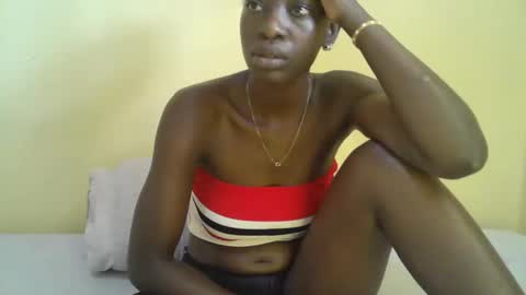 Snapshot of cute_doria chatting on February 17, 11:55 am cute_doria online show from February 17, 11:55 am