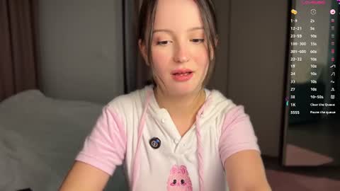Emily online show from July 26, 12:24 pm
