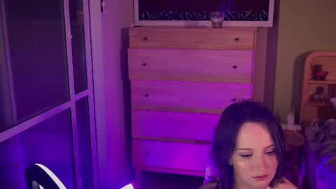 Emily online show from July 5, 8:58 pm