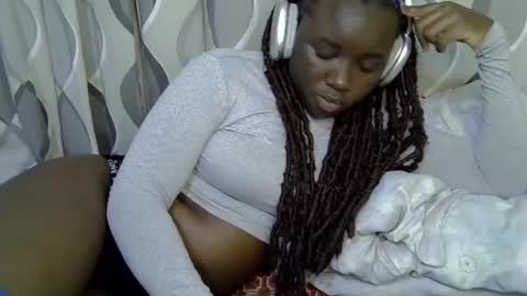 daddysdoll online show from June 14, 8:04 am