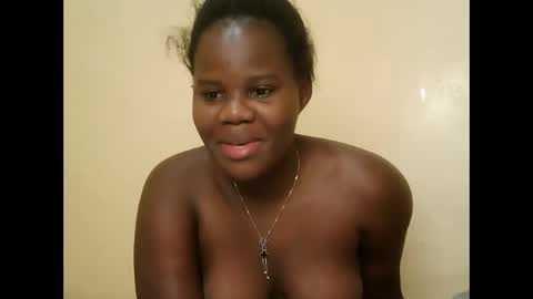 cute_latifah online show from March 8, 9:57 am