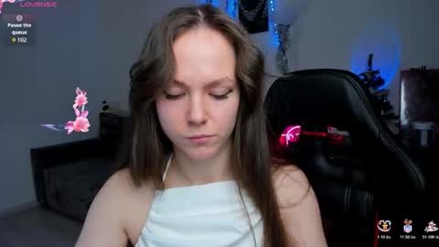 Emily online show from December 18, 2:49 am