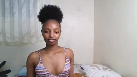 cute messy online show from June 24, 10:42 pm