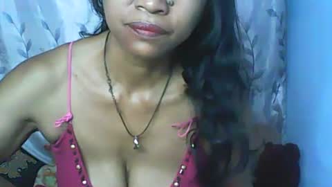 Snapshot of cute_moll chatting on January 18, 8:31 am murielle online show from January 18, 8:31 am