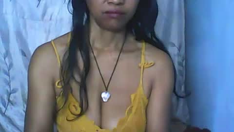 Snapshot of cute_moll chatting on October 12, 8:28 am murielle online show from October 12, 8:28 am