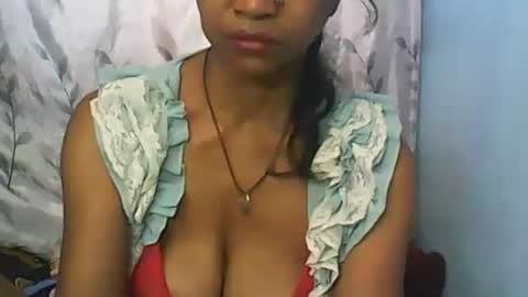 Snapshot of cute_moll chatting on January 2, 7:55 am murielle online show from January 2, 7:55 am