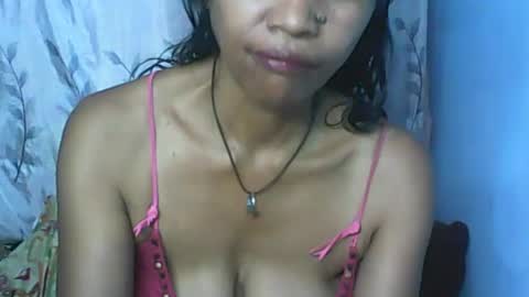 Snapshot of cute_moll chatting on March 4, 9:18 am murielle online show from March 4, 9:18 am
