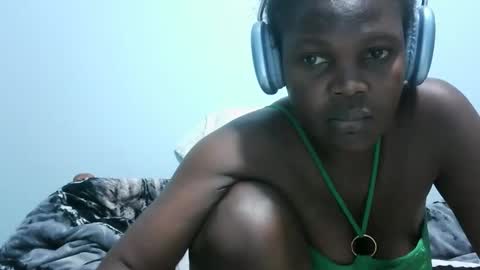 cute_roxie online show from January 22, 8:06 pm