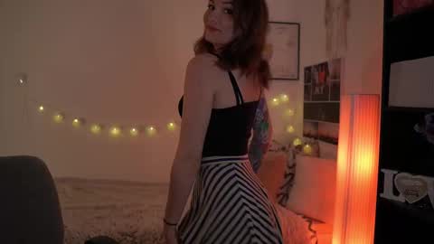 Snapshot of cute_ruth chatting on October 8, 6:34 pm Katarina online show from October 8, 6:34 pm