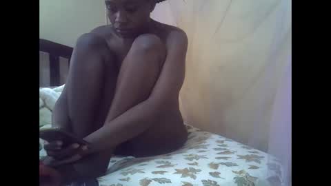 cute_savanna online show from September 10, 5:07 am