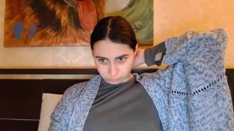 Snapshot of cute_strawberry_ chatting on February 23, 5:56 pm cute_strawberry_ online show from February 23, 5:56 pm