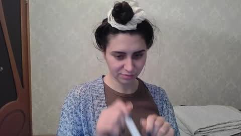 Snapshot of cute_strawberry_ chatting on December 17, 5:58 pm cute_strawberry_ online show from December 17, 5:58 pm