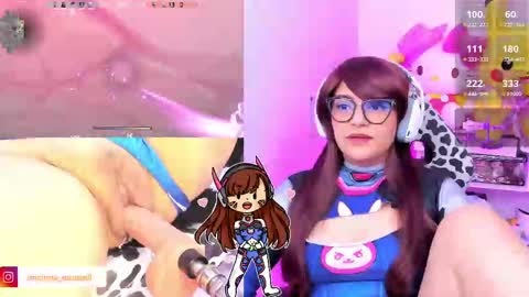 Snapshot of cutecinamonroll chatting on February 27, 11:48 pm Cinna independent model online show from February 27, 11:48 pm