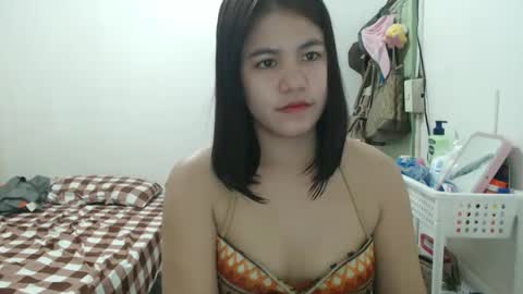 cutecindy2000 online show from March 17, 10:41 am