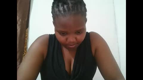 Snapshot of cuteebony2 chatting on October 19, 8:33 pm Sheila online show from October 19, 8:33 pm