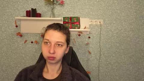 Elli online show from December 15, 5:23 am