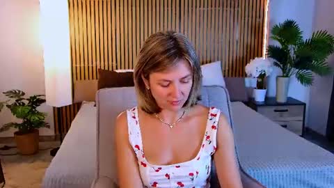 cutemirage online show from July 5, 2:45 pm