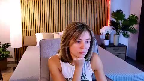 cutemirage online show from July 7, 2:42 pm