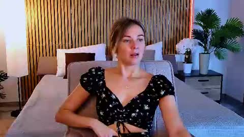 cutemirage online show from July 25, 2:57 pm