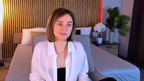 cutemirage online show from May 3, 2:53 pm