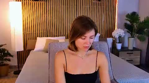 cutemirage online show from June 22, 2:36 pm