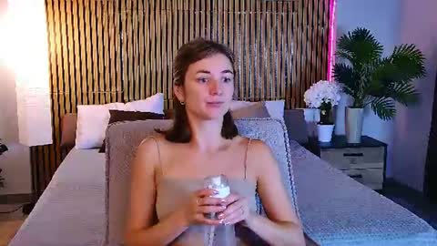 cutemirage online show from July 28, 6:20 pm