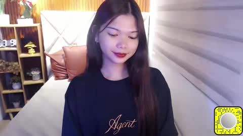 cutie_chinnie online show from March 13, 11:00 am