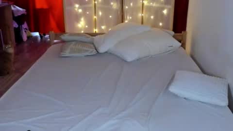 cutie_nikky online show from June 25, 12:18 pm