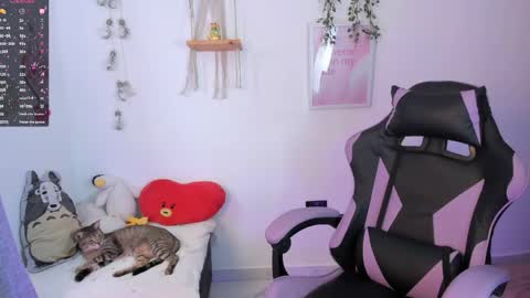 Liz online show from May 20, 9:56 pm