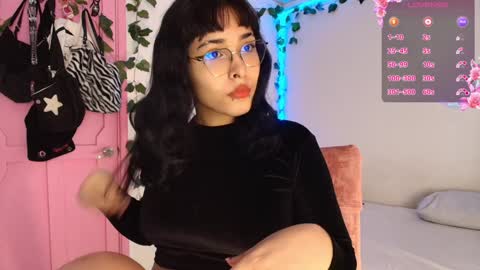 Snapshot of cybercami chatting on January 6, 8:50 pm Camila online show from January 6, 8:50 pm
